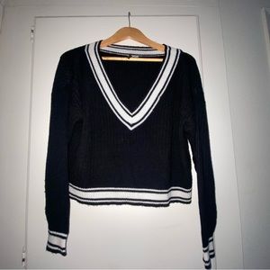 V-Neck Cropped Sweater